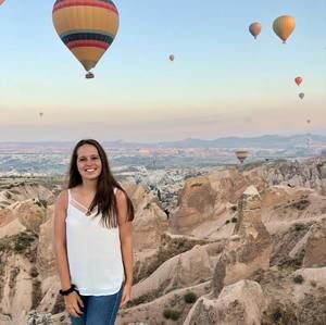 Meet your Posher, Émilie